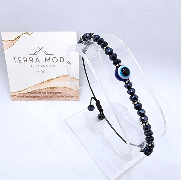 TMD - Evil Eye Faceted Beaded Bracelet in Gunmetal Grey - Picture 3 of 3